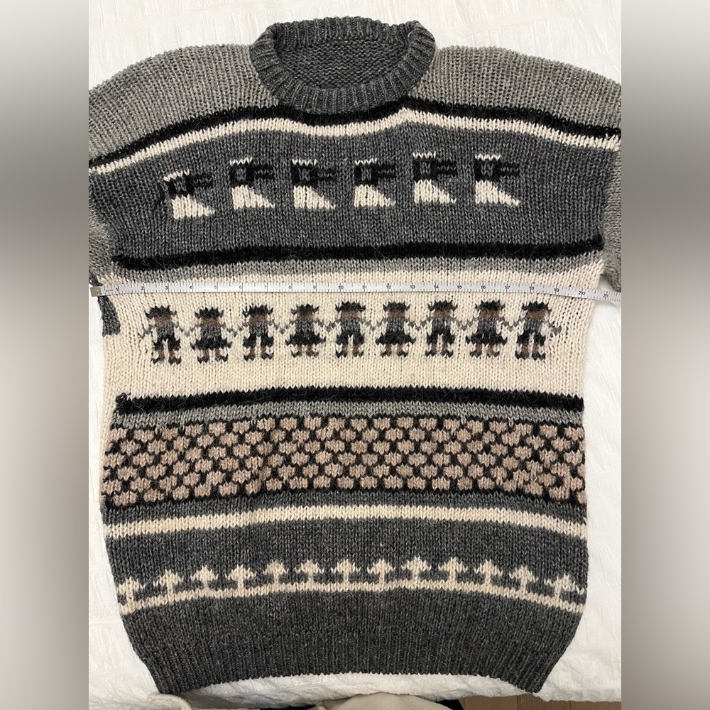 HAND MADE Pullover Crew Neck Sweater Balloon Sleeve Traditional Pattern Fuzzy - Picture 13 of 15